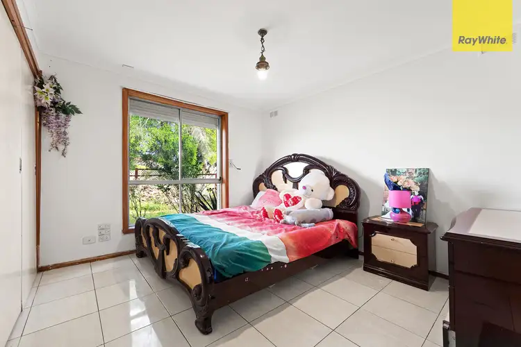 Sixth view of Homely house listing, 8 Cheleon Way, Kings Park VIC 3021