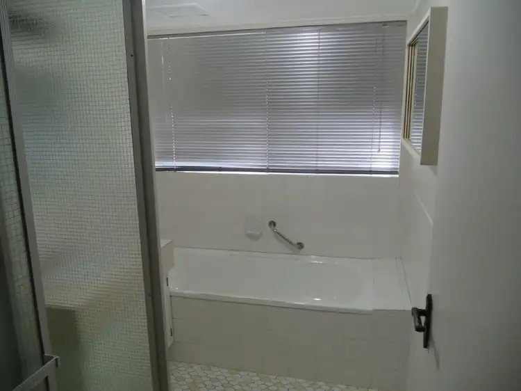 Sixth view of Homely apartment listing, 1/8 Bonney Avenue, Clayfield QLD 4011