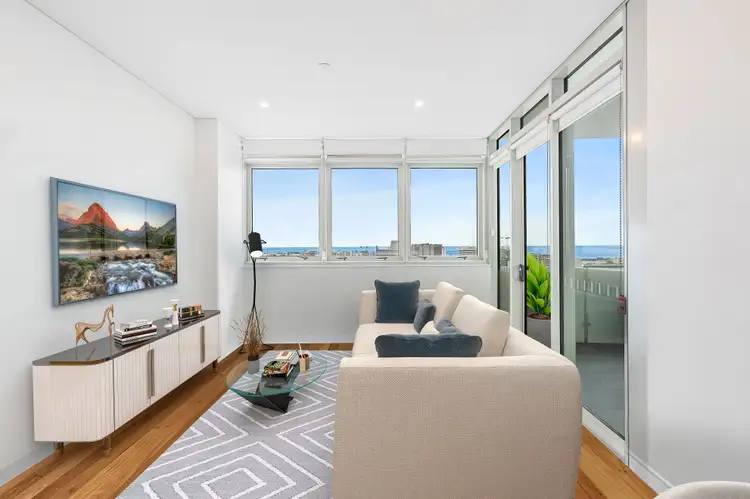 Third view of Homely apartment listing, 604/10 Regent Street, Wollongong NSW 2500