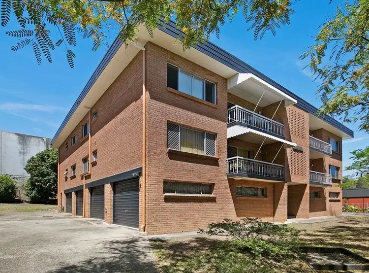 Main view of Homely apartment listing, 5/11 Raintree Street, Mansfield QLD 4122