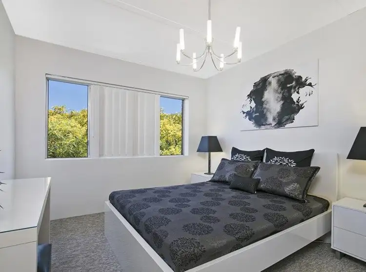 Sixth view of Homely apartment listing, 5/11 Raintree Street, Mansfield QLD 4122