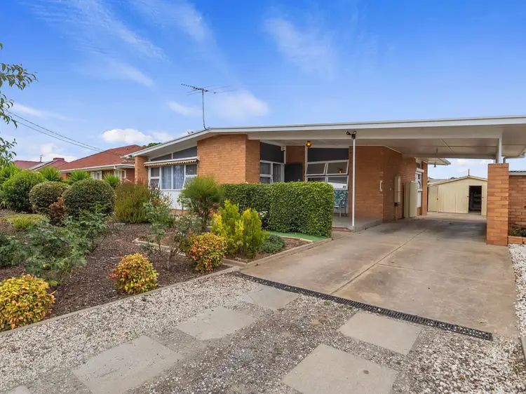 14 Elizabeth Road, Christie Downs SA 5164