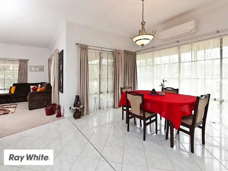 Sixth view of Homely house listing, 2 Cottingley Place, Swan View WA 6056
