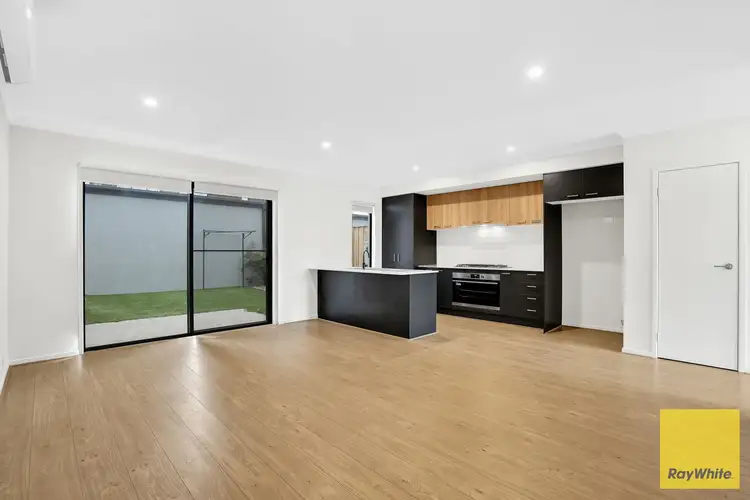 Fifth view of Homely house listing, 9 Sunflower Walk, Bonnie Brook VIC 3335