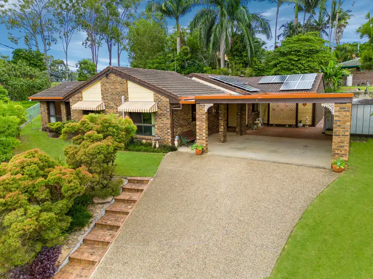 4 Roanne Court, Petrie QLD 4502