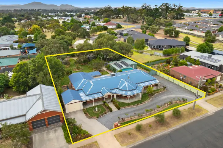 20 Beveridge Street, Ararat VIC 3377