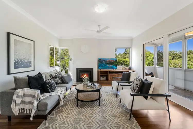 19 Akuna Street, Kenmore QLD 4069