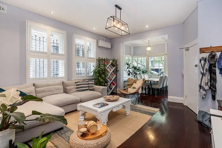 24-26 Waratah Street