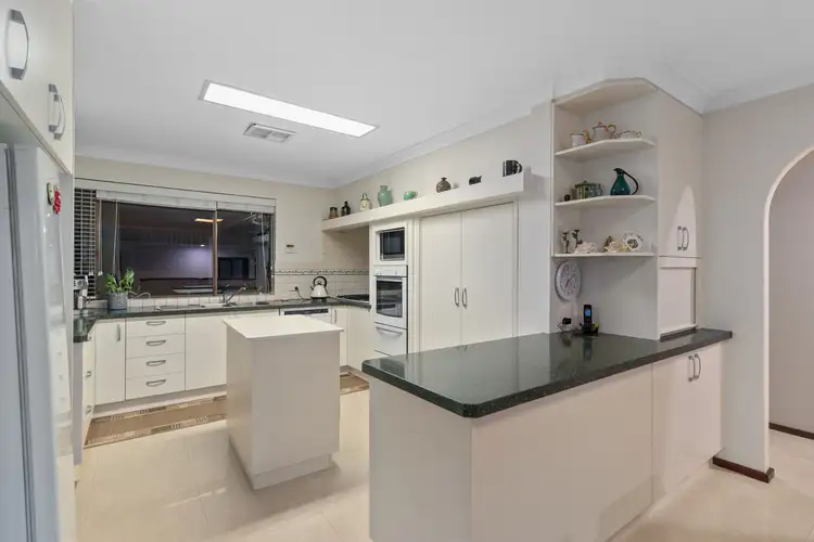 23 Holden Drive, Noranda WA 6062