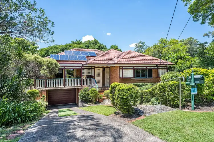 12 Euree Street, Kenmore QLD 4069
