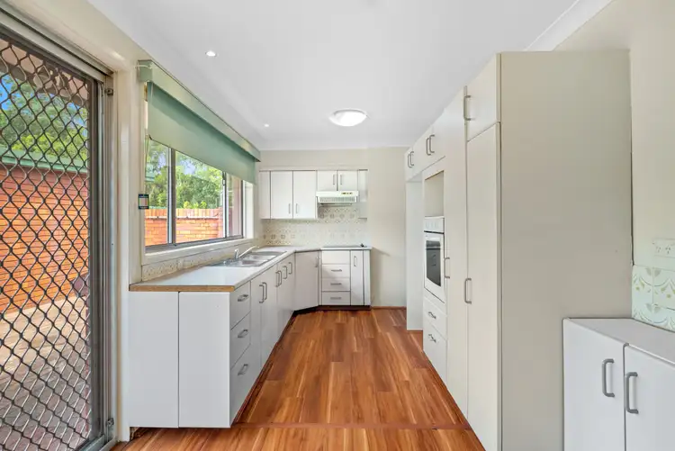 Fifth view of Homely house listing, 2 Ash Place, Bradbury NSW 2560