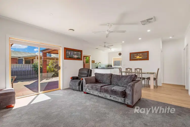 Sixth view of Homely house listing, 2 Leahy Court, Rochester VIC 3561