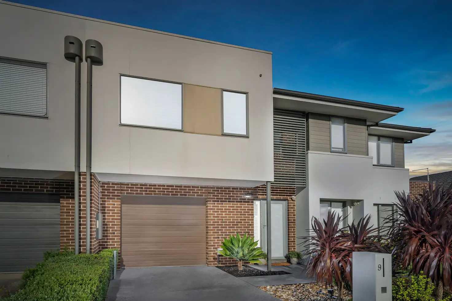 Main view of Homely townhouse listing, 9 Grove Way, Wantirna South VIC 3152