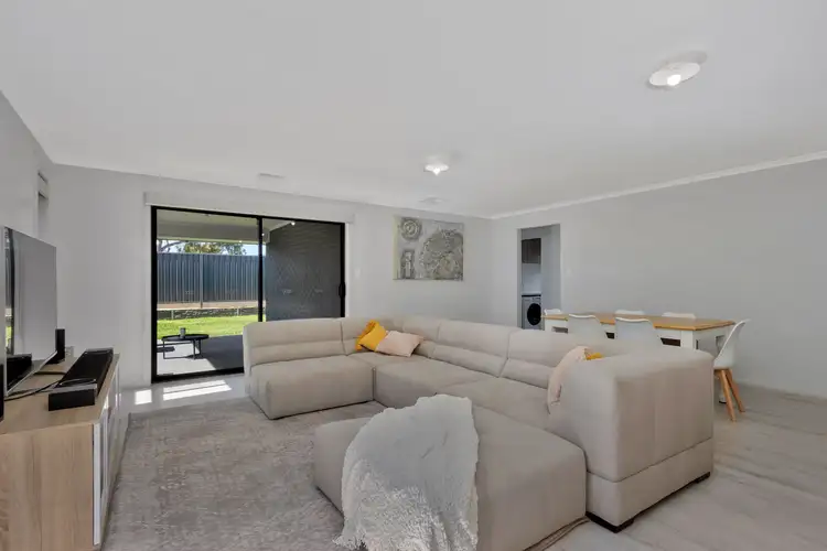 Sixth view of Homely house listing, 19 Heinemann Circuit, Hillier SA 5116