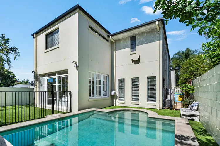 19B Melinda Street, Southport QLD 4215
