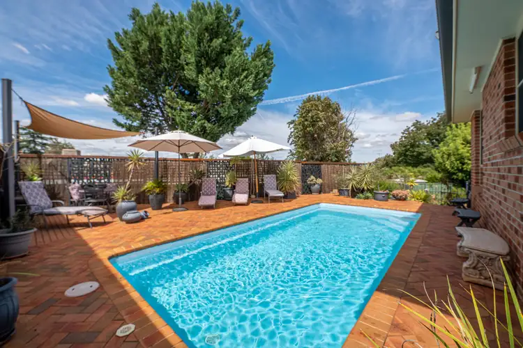 5 Glenburnie Close, Parkes NSW 2870