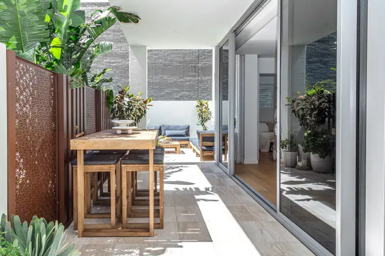 22/11 Mccabe Street, North Fremantle WA 6159