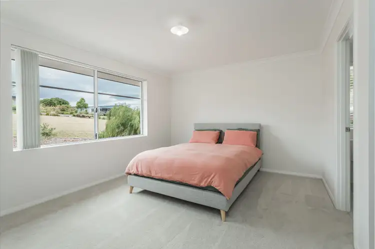 Sixth view of Homely house listing, 2 Tassel Place, Hay WA 6333