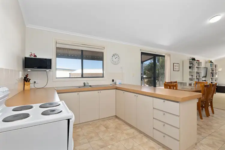 Fifth view of Homely house listing, 6 HEWBY Court, Ledge Point WA 6043