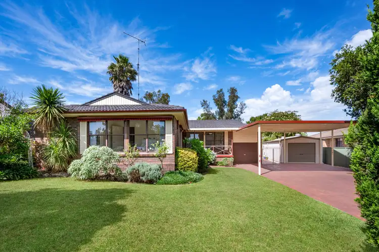 16 Dawson Avenue, Camden South NSW 2570