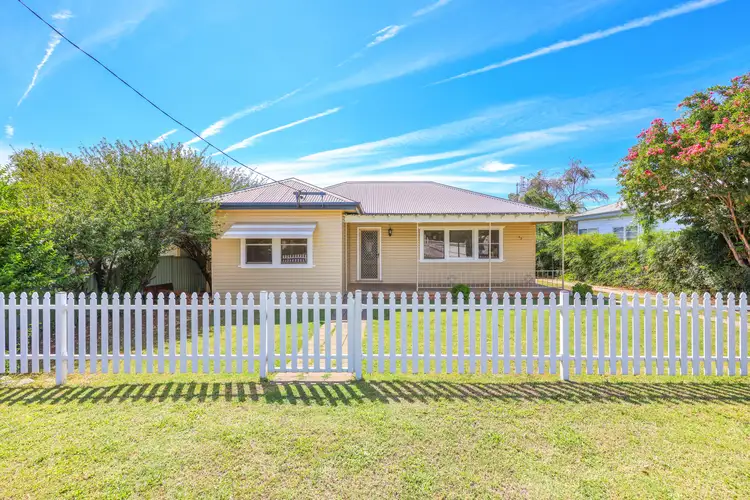 13 Hilton Street, Tamworth NSW 2340