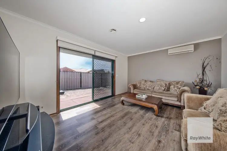 Fifth view of Homely house listing, 5 Sandstone Court, Delahey VIC 3037