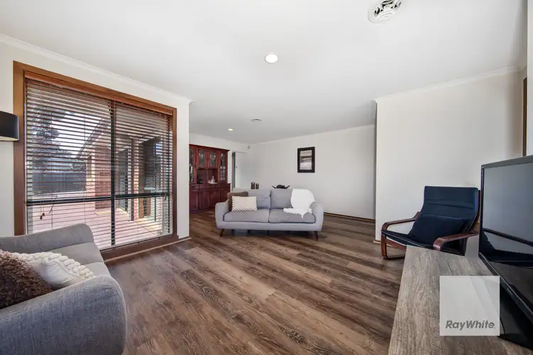 Seventh view of Homely house listing, 5 Sandstone Court, Delahey VIC 3037