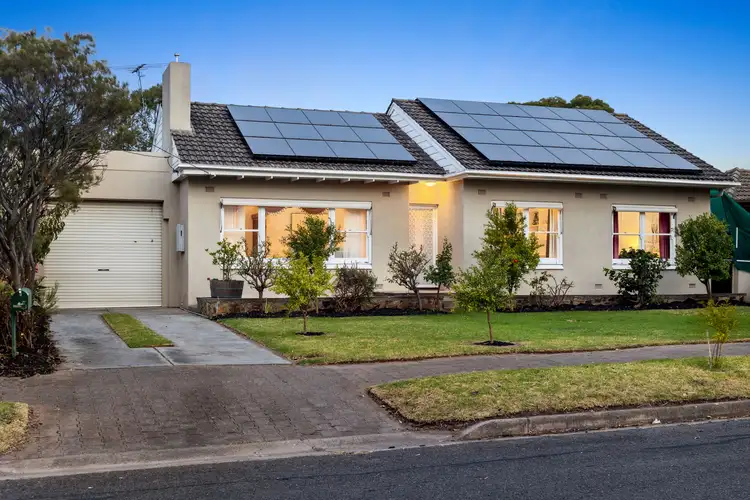 3 Adam Avenue, Bellevue Heights SA 5050