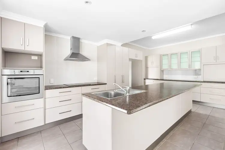 Fourth view of Homely house listing, 15 Dawn Crescent, Emerald QLD 4720