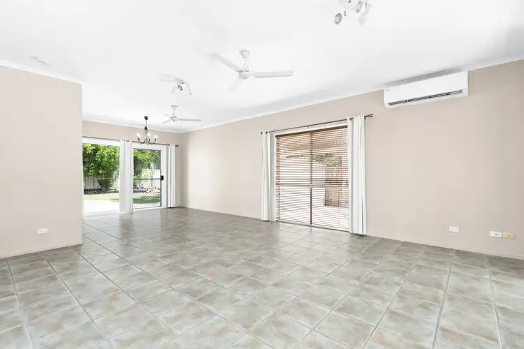 Seventh view of Homely house listing, 15 Dawn Crescent, Emerald QLD 4720