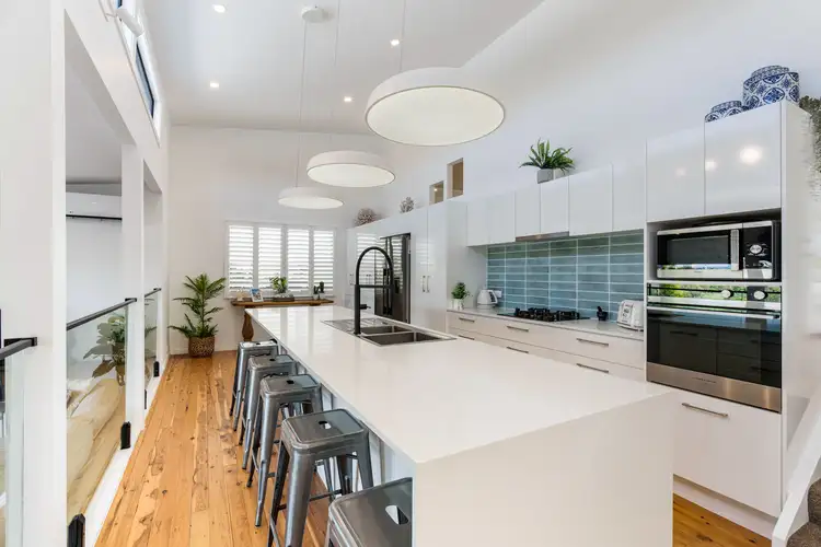 Fifth view of Homely house listing, 8 Summit Crescent, Carrara QLD 4211
