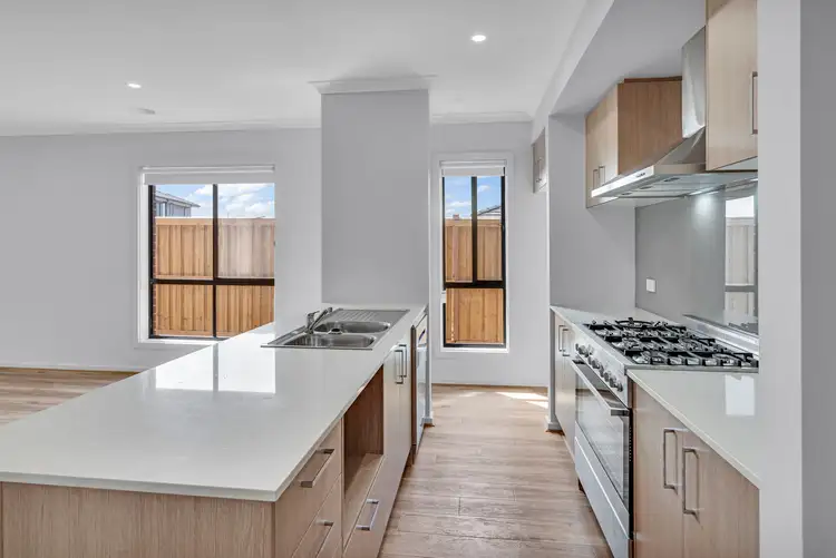 Second view of Homely house listing, 25 Kindred Way, Tarneit VIC 3029