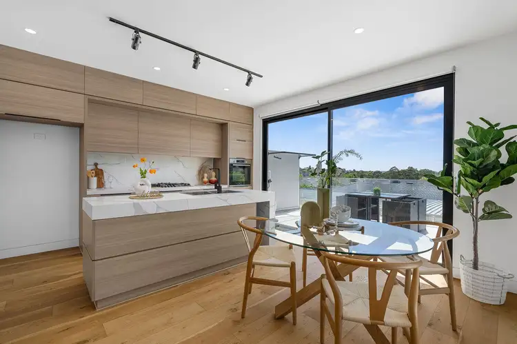 Fourth view of Homely townhouse listing, 1/16 Turana Street, Doncaster VIC 3108