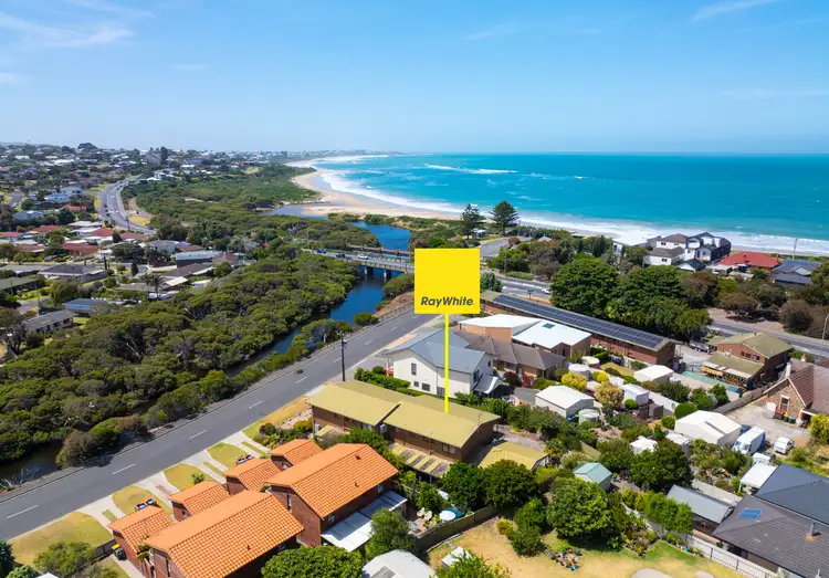 4/5 The Parkway, Victor Harbor SA 5211