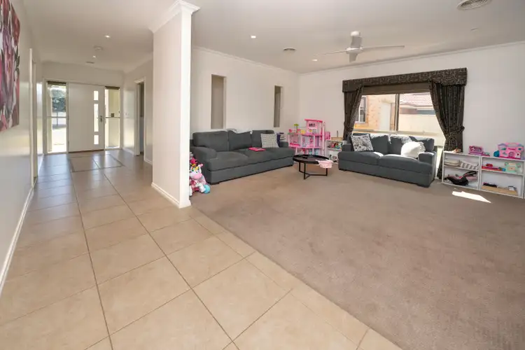 Sixth view of Homely house listing, 2 Cutri Drive, Swan Hill VIC 3585