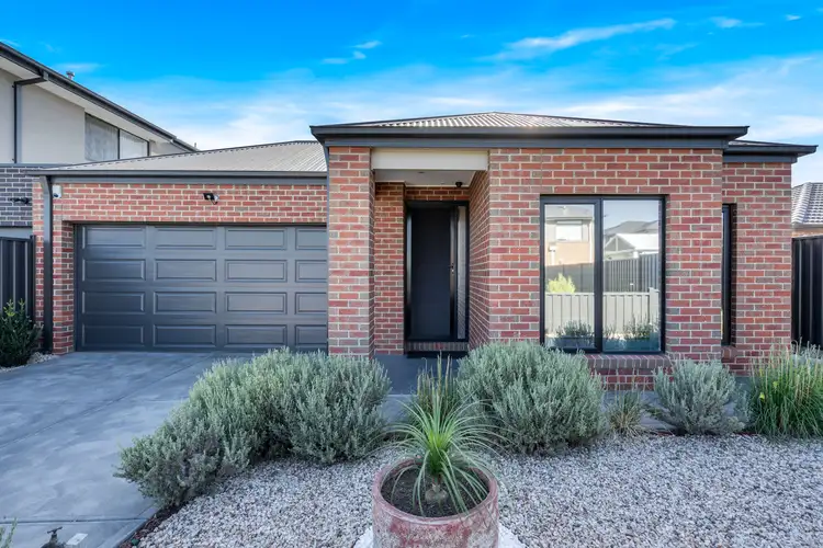 13 Tao Circuit, Greenvale VIC 3059