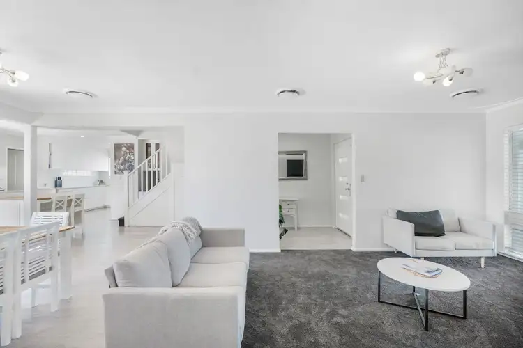 Seventh view of Homely house listing, 7 Alycon Place, Kallaroo WA 6025