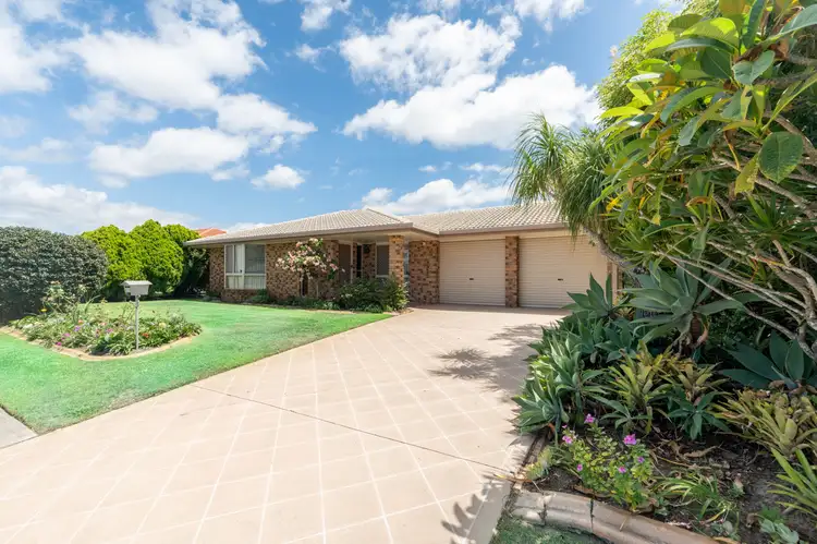 33 Coolgarra Avenue, Bongaree QLD 4507