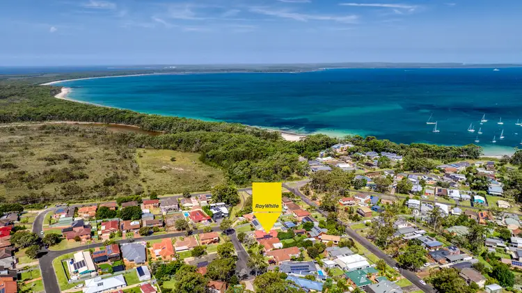 15 Cronin Place, Callala Bay NSW 2540