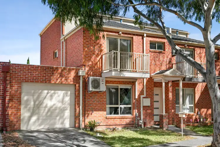 8/26 McKinley Drive, Roxburgh Park VIC 3064