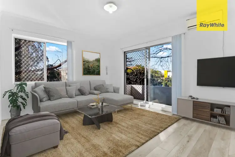 2/152 Good Street, Harris Park NSW 2150