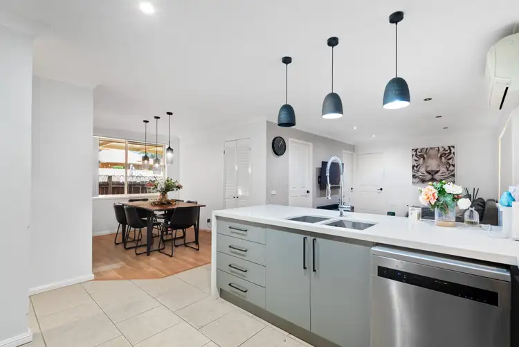 Fifth view of Homely house listing, 10 Abbeville Close, Prestons NSW 2170