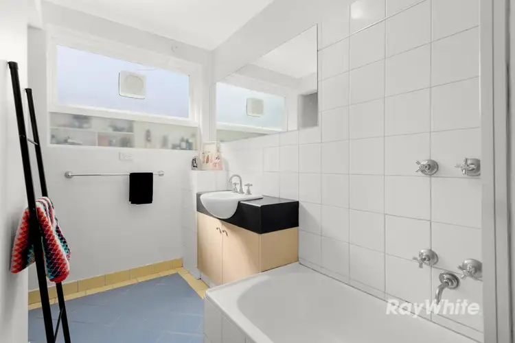 Sixth view of Homely apartment listing, 4/17 Masters Street, Caulfield VIC 3162