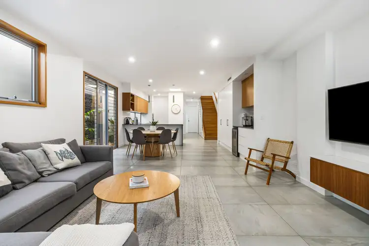 1/2099 Gold Coast Highway, Miami QLD 4220