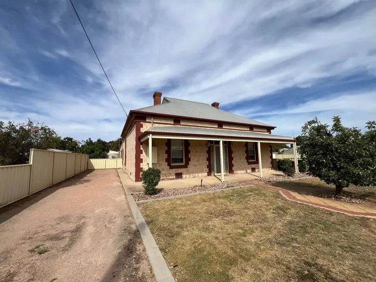 45 Olive Parade