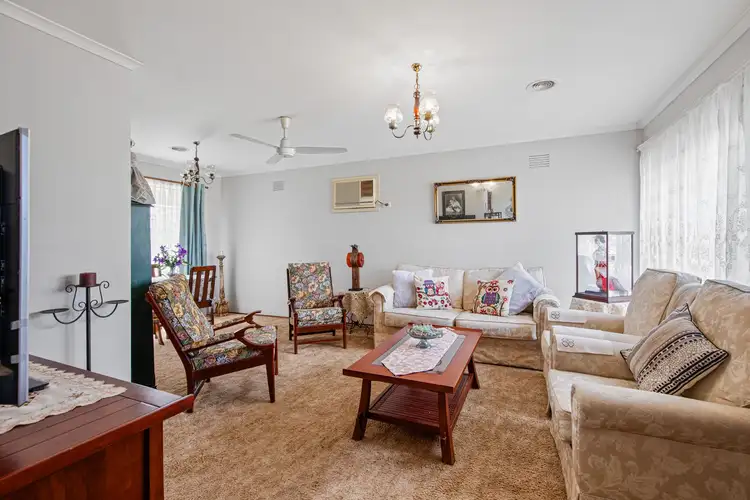 Fourth view of Homely house listing, 13 Serpentine Court, Werribee VIC 3030