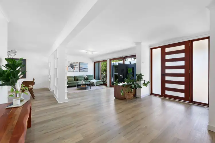 Second view of Homely house listing, 92 Yangoora Crescent, Ashmore QLD 4214