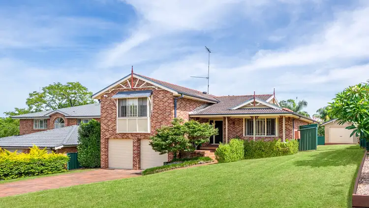 15 Stewart Place, Glenmore Park NSW 2745