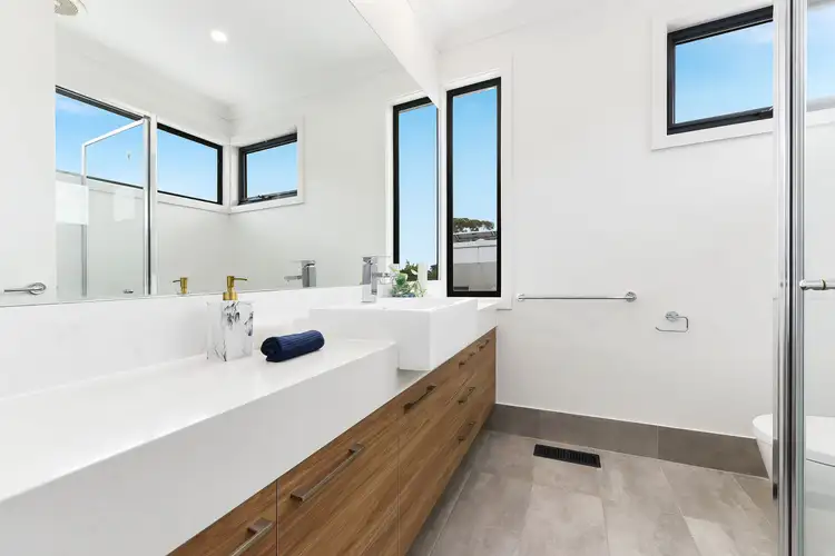 Sixth view of Homely townhouse listing, 292B Highbury Road, Mount Waverley VIC 3149