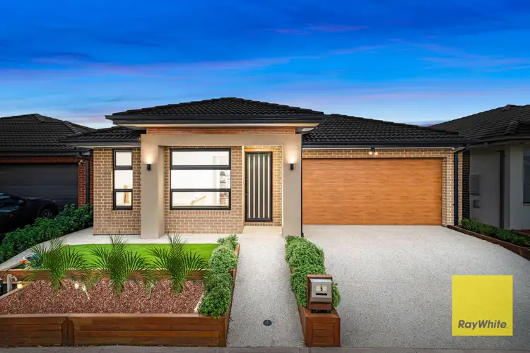 Main view of Homely house listing, 5 Kana Way, Werribee VIC 3030
